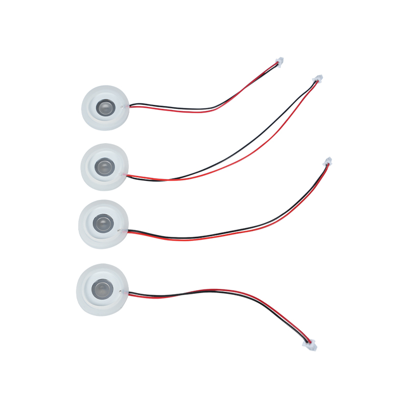Nebulizzatore ad oscillazione ultrasonica Nebulizzatore medico inalabile a rete 20-105k Trasduttore ad ultrasuoni Diffusore Bassa potenza Alto volume di nebbia <5μm Volume di nebbia regolabile al 60% Particelle regolabili